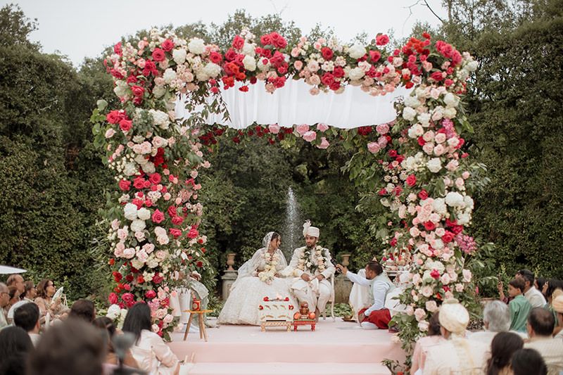 a-mandap-for-indian-wedding-in-italy-13