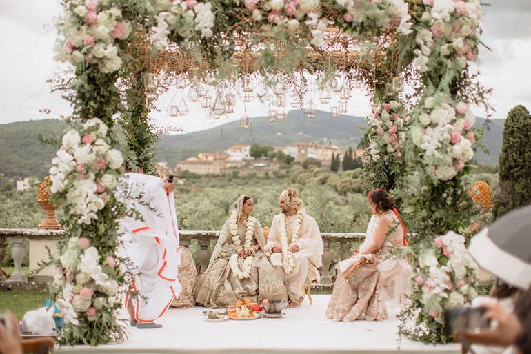 mandap-for-indian-wedding-in-italy-24
